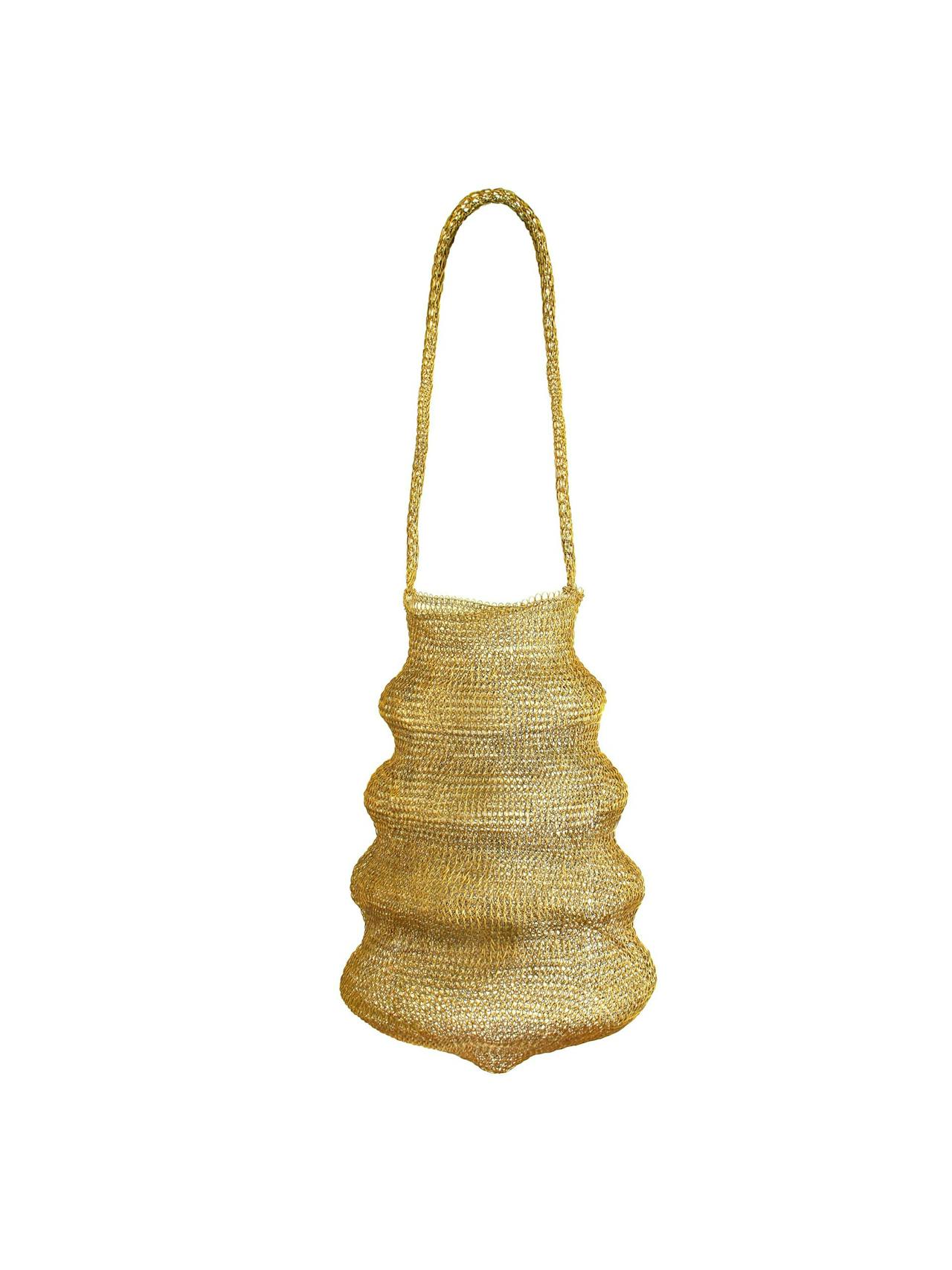 Shell handwoven wire bag in dark gold