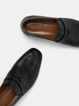 Black placket leather soft loafers Shoes Le Monde Beryl    - Collagerie