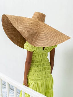 Solana oversized straw hat in toasted beige Straw hats BrunnaCo    - Collagerie