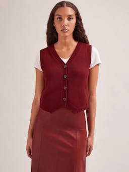 Dark red Wesley cashmere blend v neck waistcoat Knit Cefinn    - Collagerie