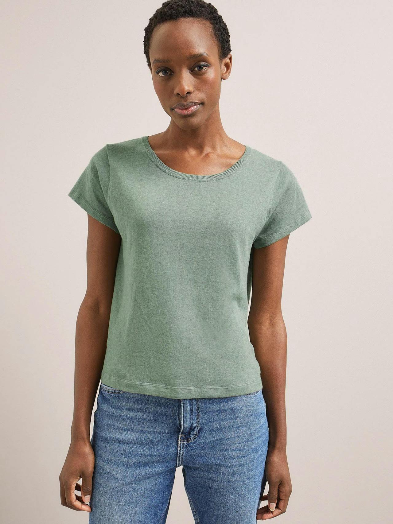 Sage green Madison linen blend round neck knit t-shirt Knit Cefinn    - Collagerie