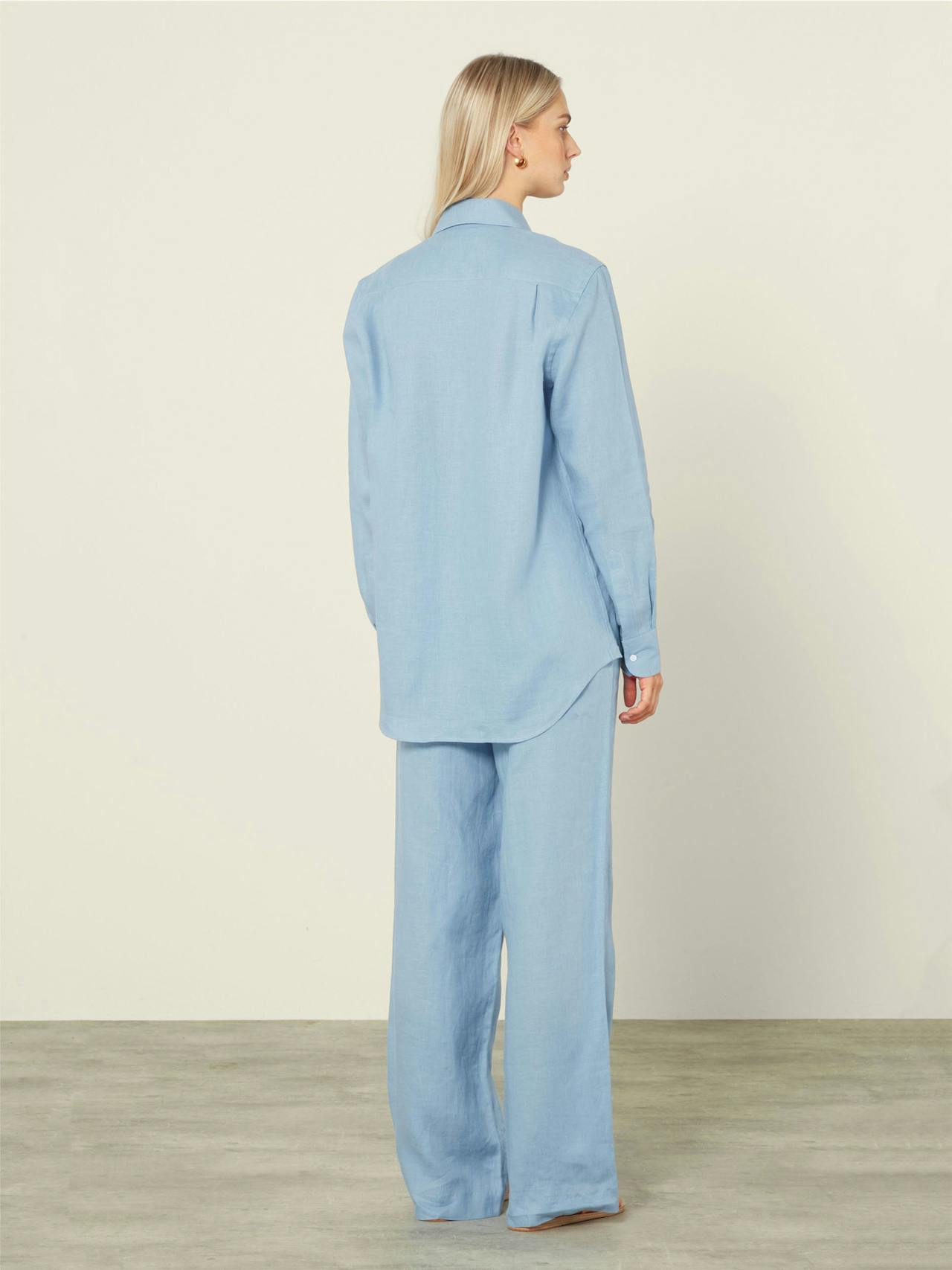 The palazzo linen, storm blue Trousers With Nothing Underneath    - Collagerie