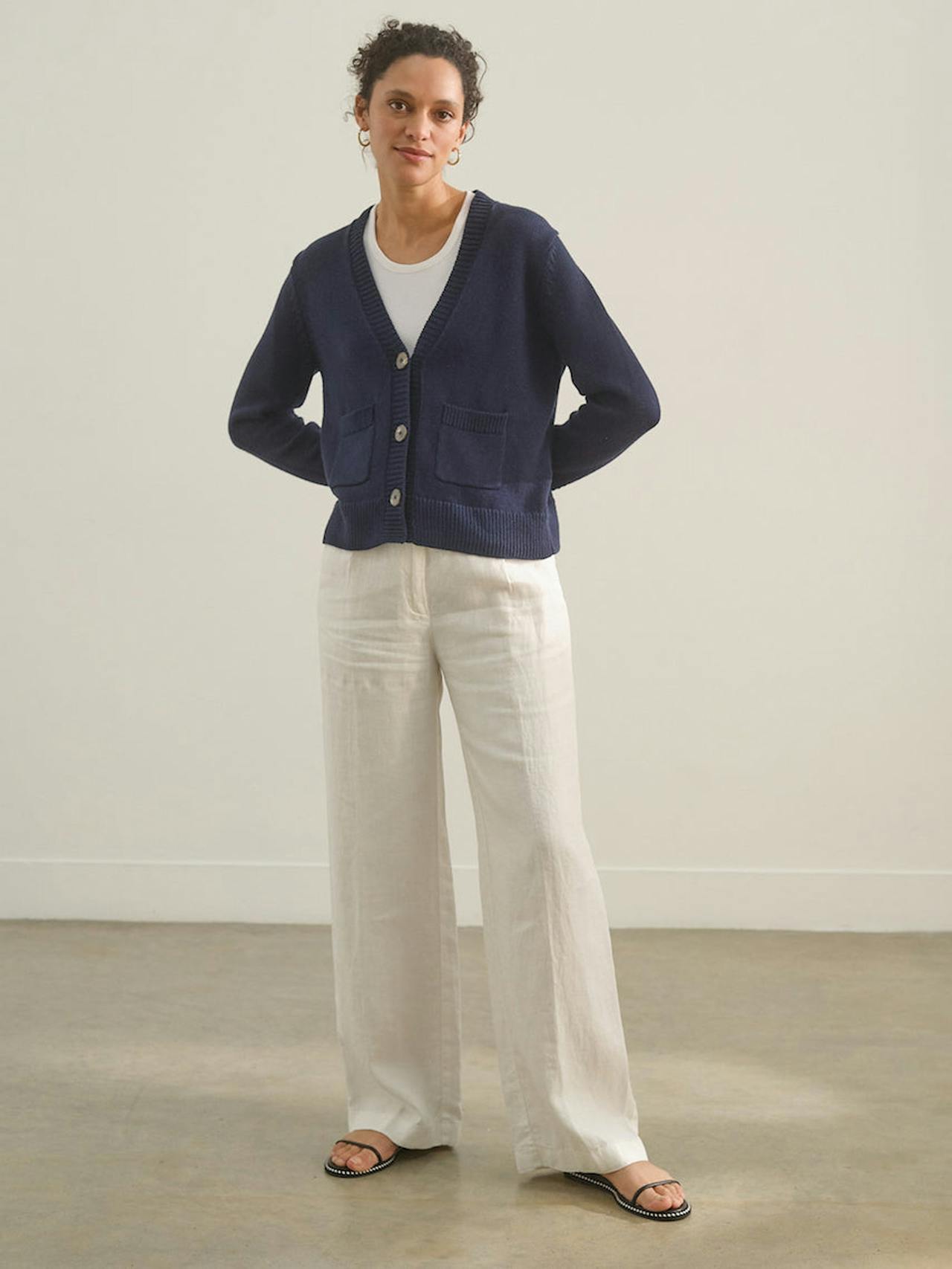 The Boxy cardigan in navy Clothing Navygrey    - Collagerie