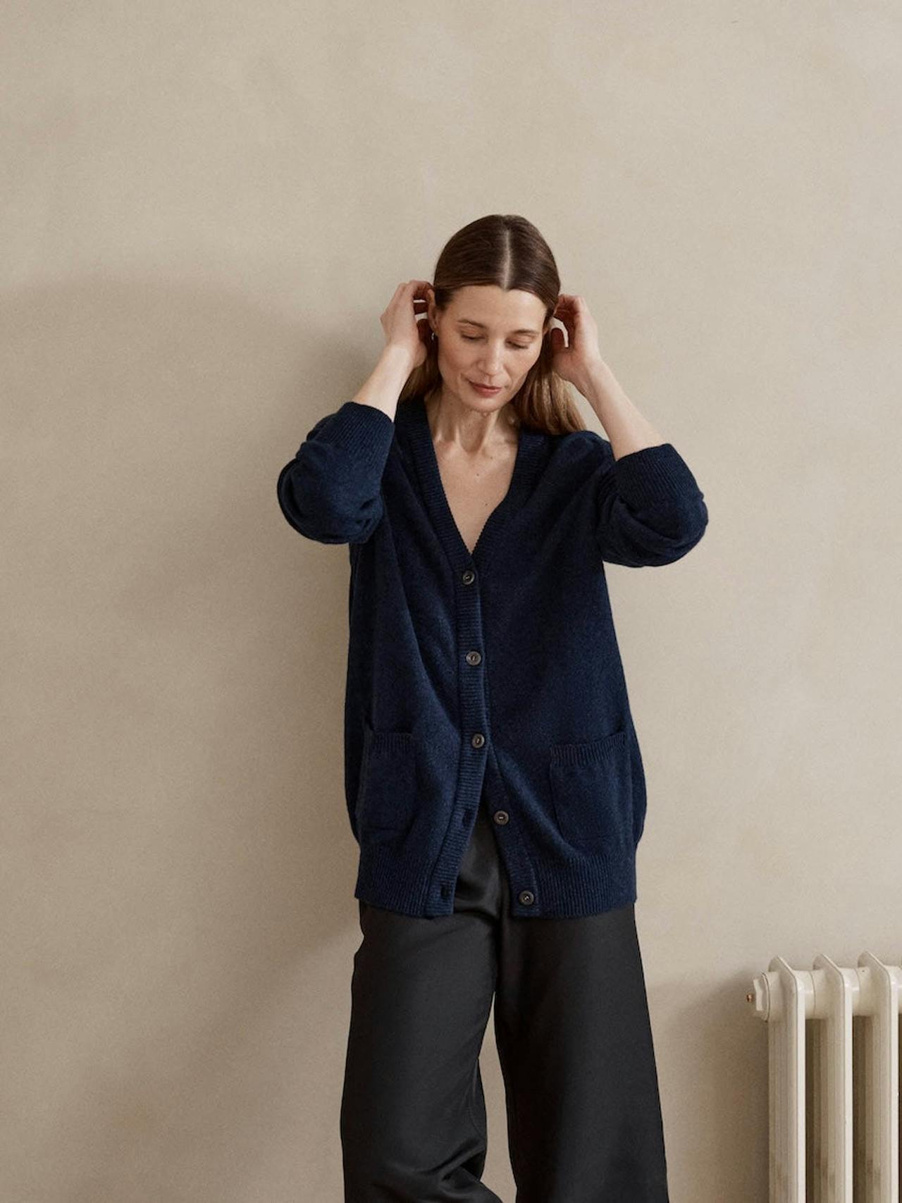 The cardigan 2.0 in navy marl Cardigan Navygrey    - Collagerie