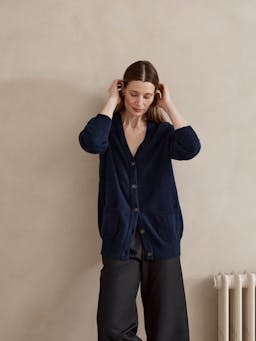 The cardigan 2.0 in navy marl Cardigan Navygrey    - Collagerie