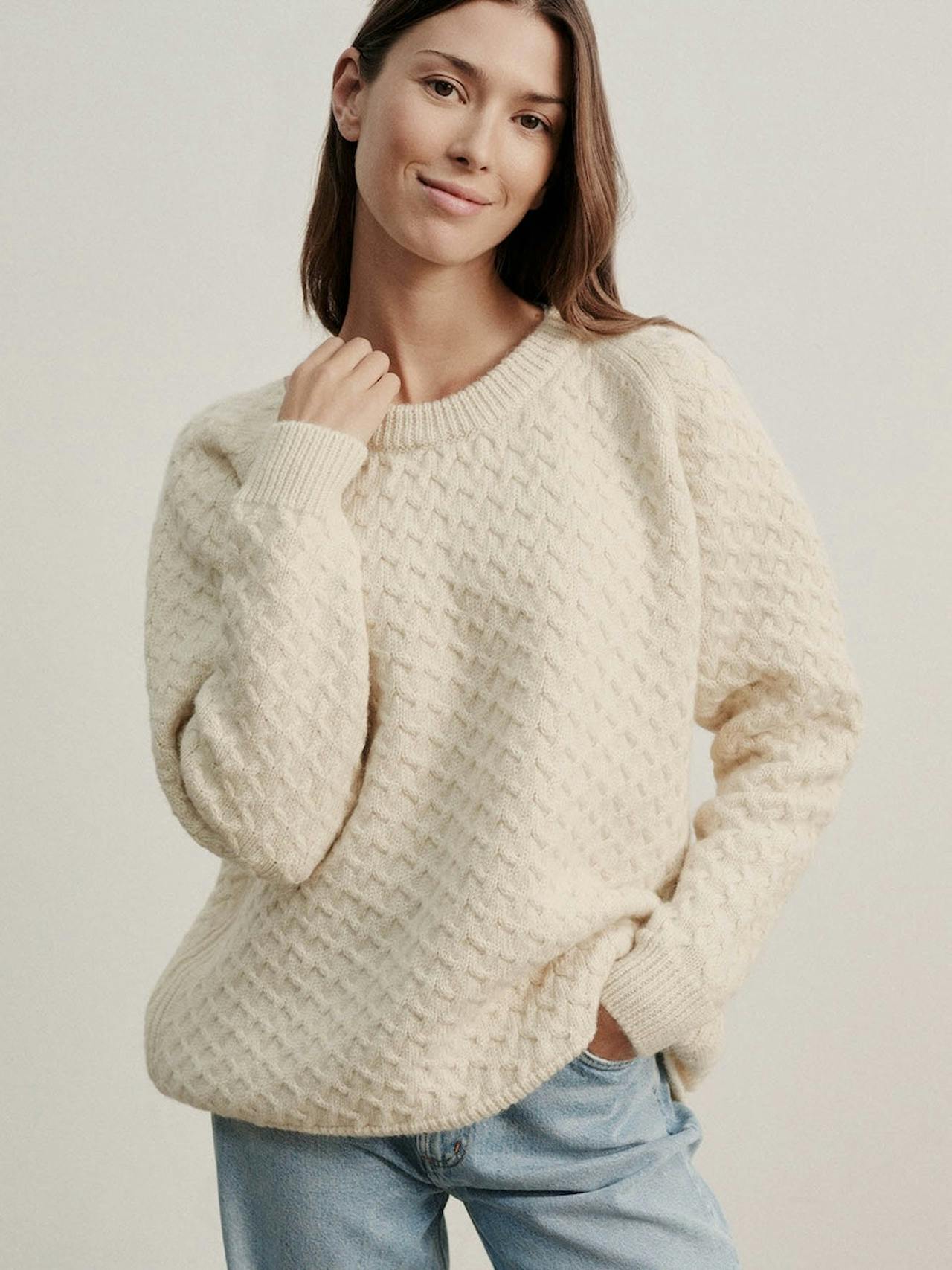 The maree crew in undyed ecru Jumper Navygrey    - Collagerie