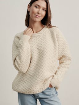 The maree crew in undyed ecru Jumper Navygrey    - Collagerie