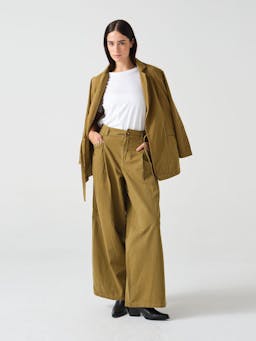 Isabella pant in olive 6204623190 Seventy + Mochi    - Collagerie