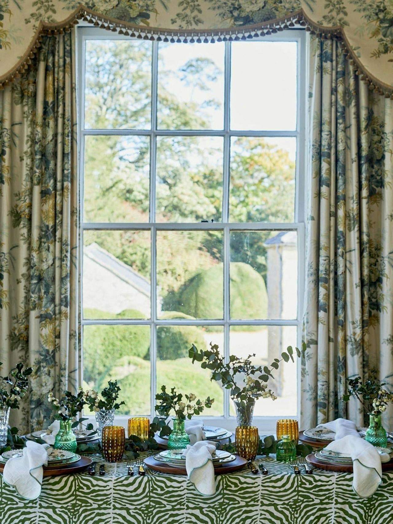 Green zebra tablecloth SALES Maison Margaux    - Collagerie