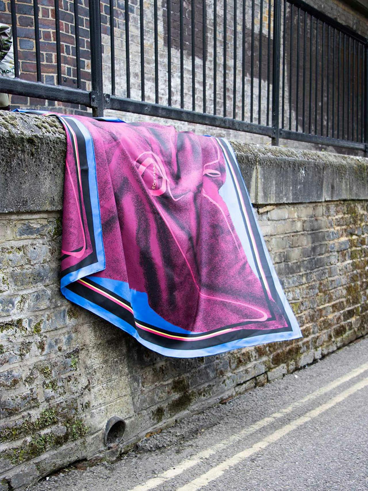 Blue and burgundy silk scarf Accessories Roksanda    - Collagerie