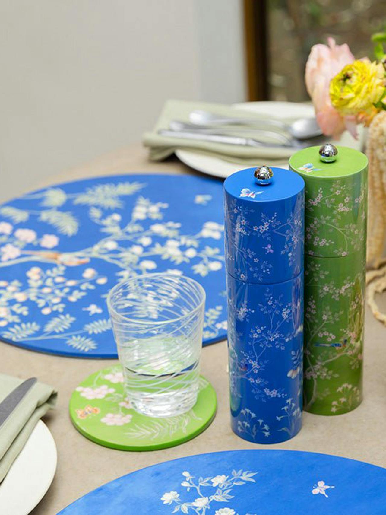 Blue chinoiserie salt and pepper mill  Addison Ross    - Collagerie