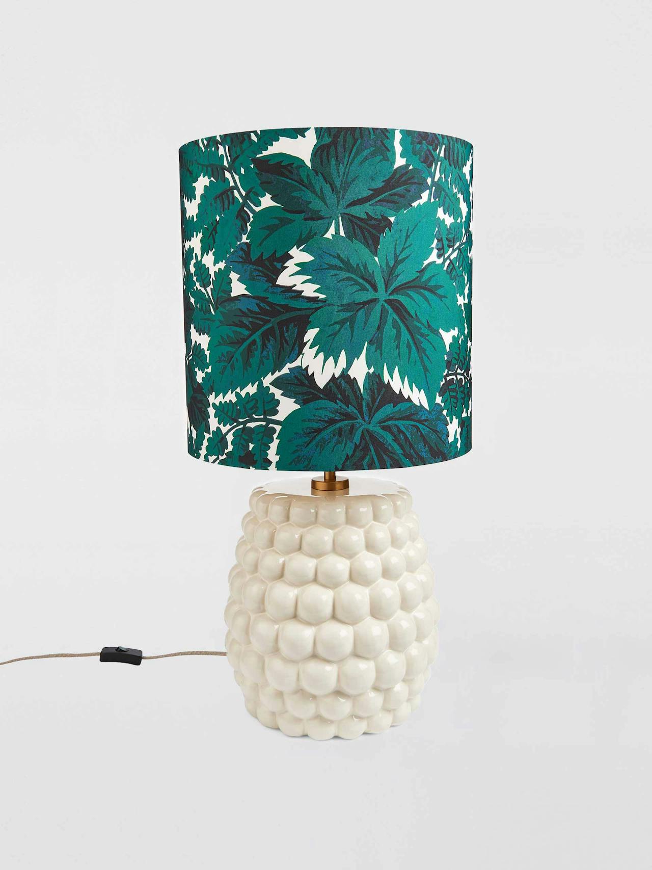 Botanical vine print berry ceramic table lamp, white/green