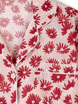 Long pyjama set chamomile print pink/red Long Pyjama Set Desmond & Dempsey    - Collagerie