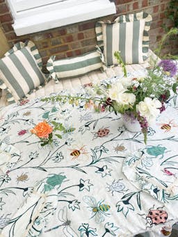 Flora tablecloth Tablecloths Amuse La Bouche    - Collagerie