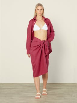 The sarong hemp, raspberry Sarong With Nothing Underneath    - Collagerie