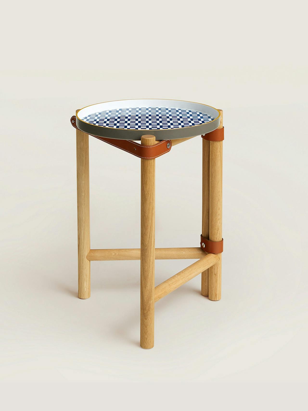 Les Trotteuses occasional table