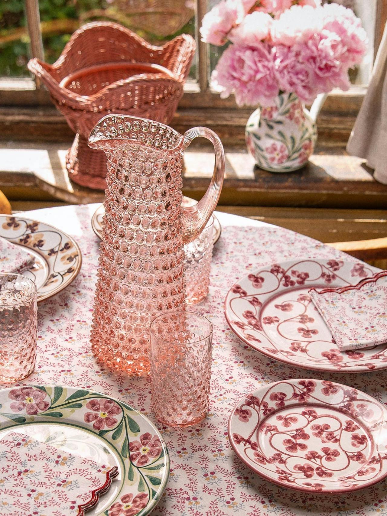 Tall hobnail jug Glassware Sharland England    - Collagerie