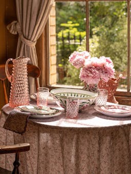 Tall hobnail jug Glassware Sharland England    - Collagerie