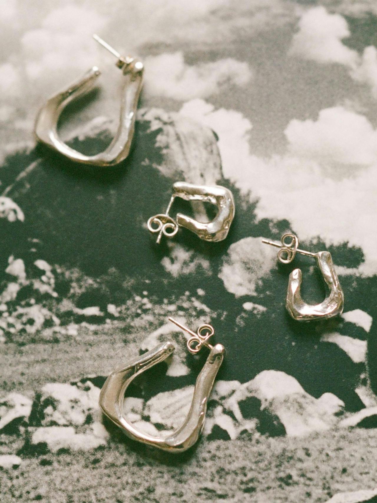 The Link of Wanderlust hoop earrings Jewellery Alighieri    - Collagerie