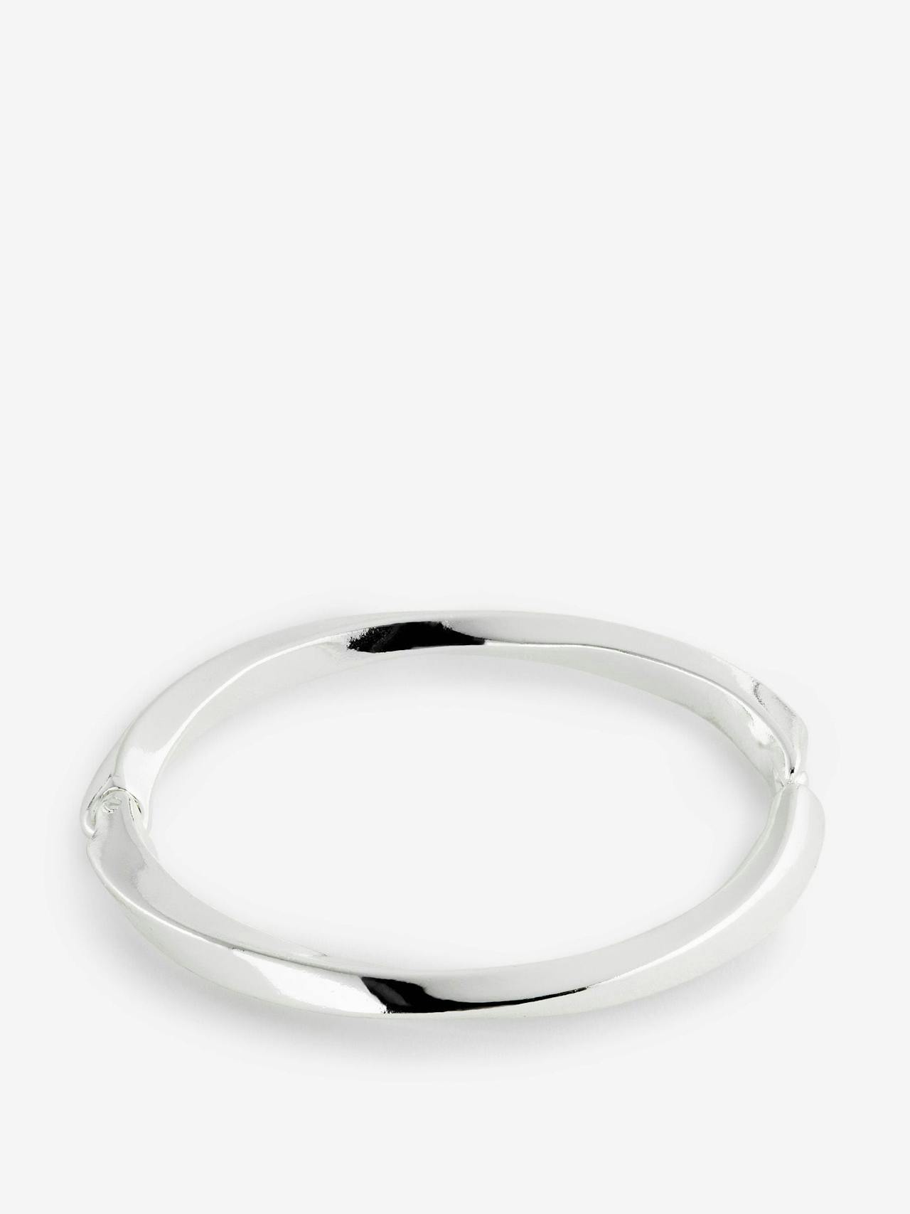 Twist bangle