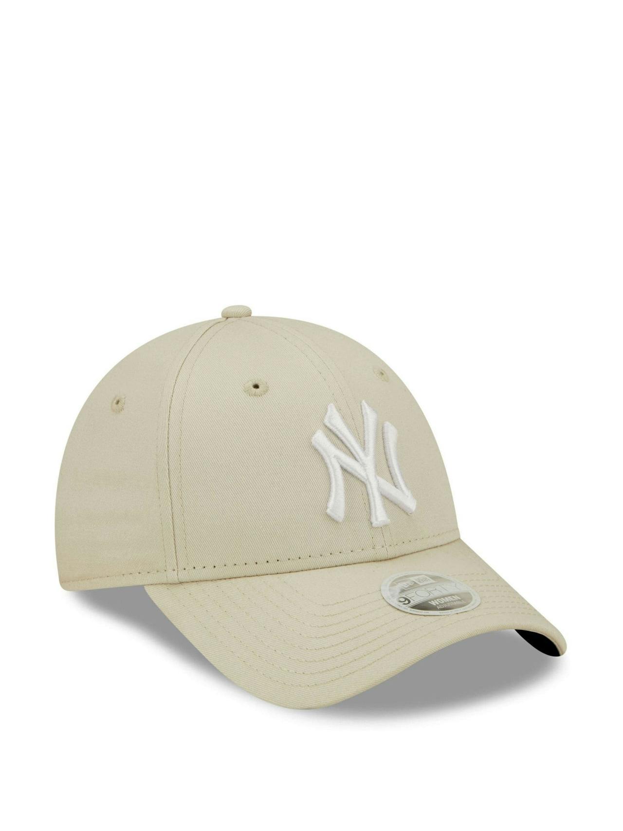 New York Yankees essential cap