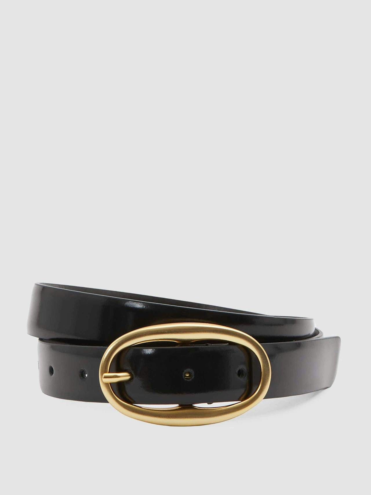 Patent leather oval buckle belt