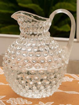 Round hobnail jug Glassware Sharland England    - Collagerie