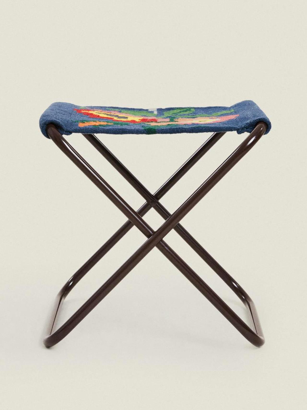 Multicolored wool folding stool