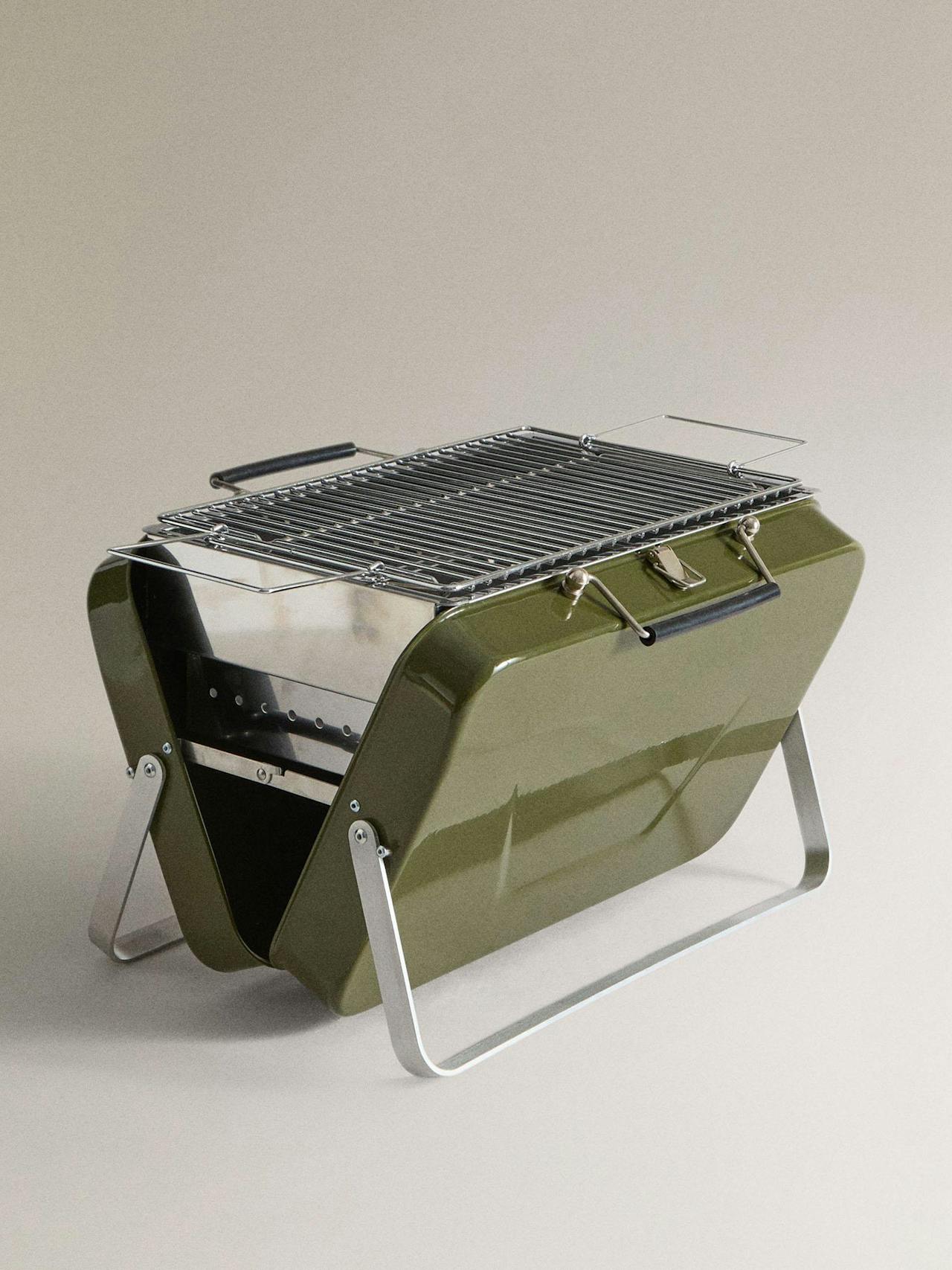 Portable outdoor camping barbecue case