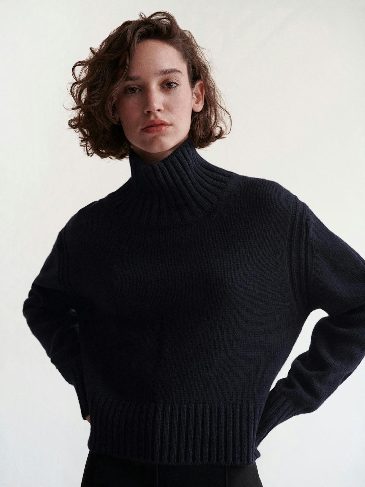 Navy Fintra Lambswool crop high neck Clothing &Daughter    - Collagerie