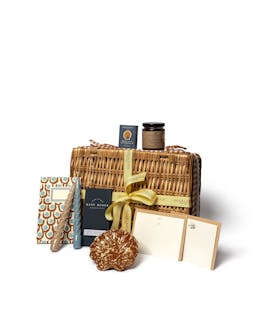 The chic hamper Hampers Sharland England    - Collagerie