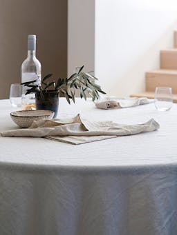 Natural linen table napkins Interiors Cultiver    - Collagerie