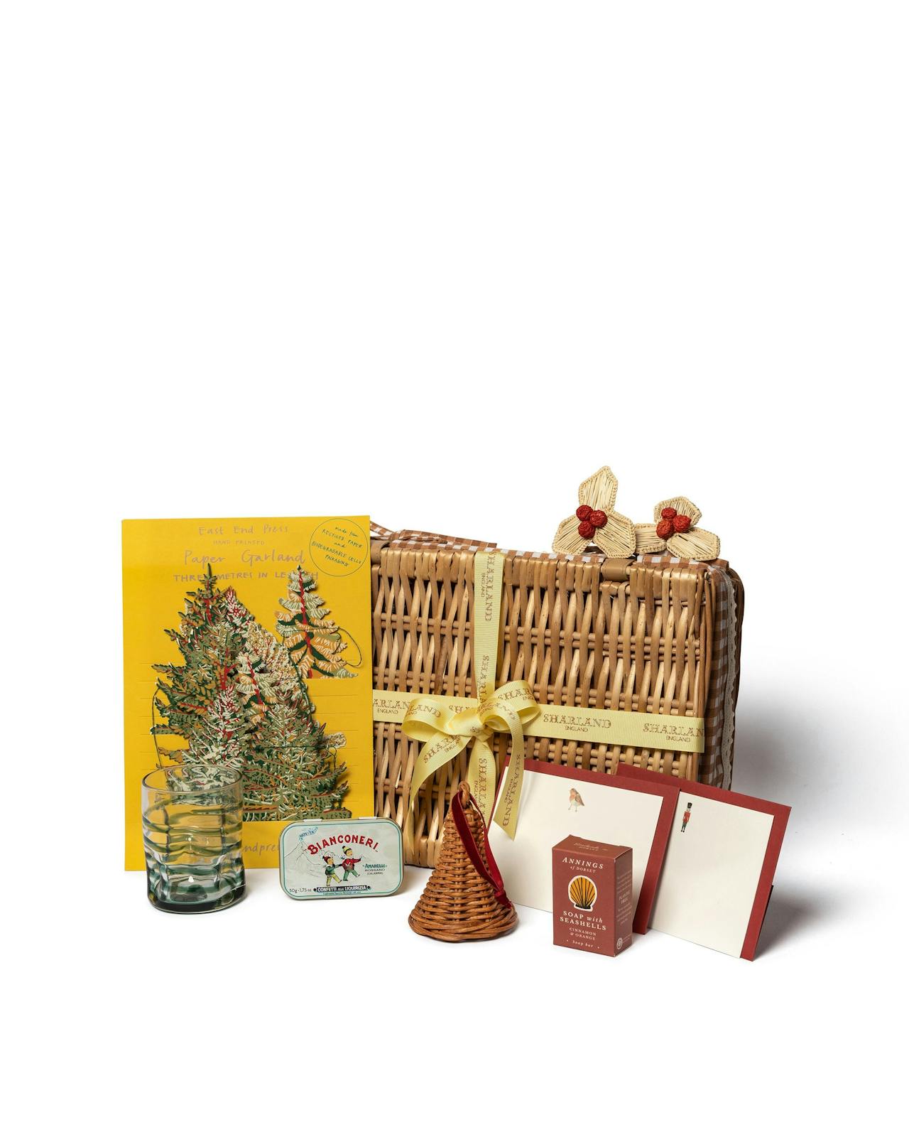 The festive hamper Hampers Sharland England    - Collagerie