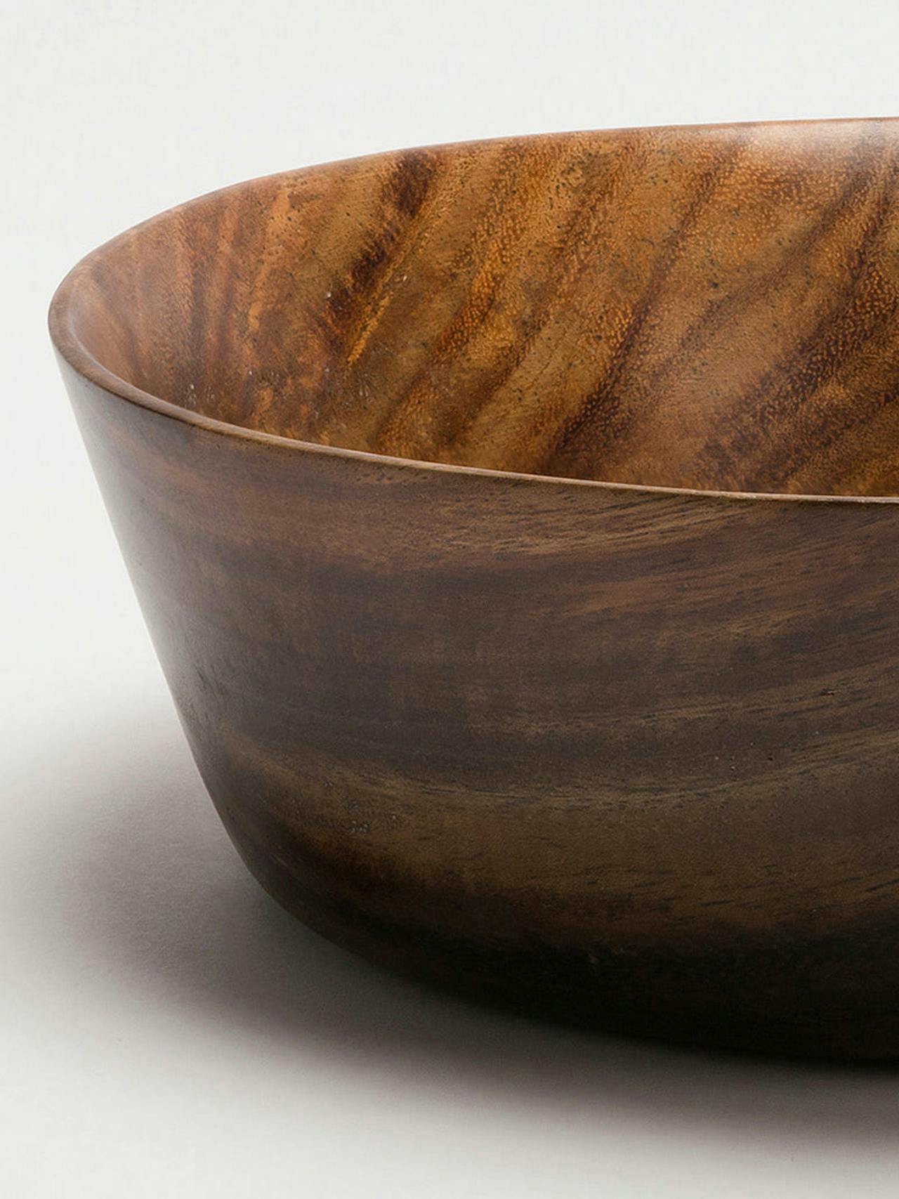 Kuki large wooden salad bowl Interiors Kalinko    - Collagerie