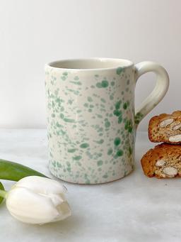 Coffee mug in pistachio Interiors Hot Pottery    - Collagerie