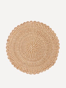 Scalloped natural abaca placemat Interiors Rebecca Udall    - Collagerie