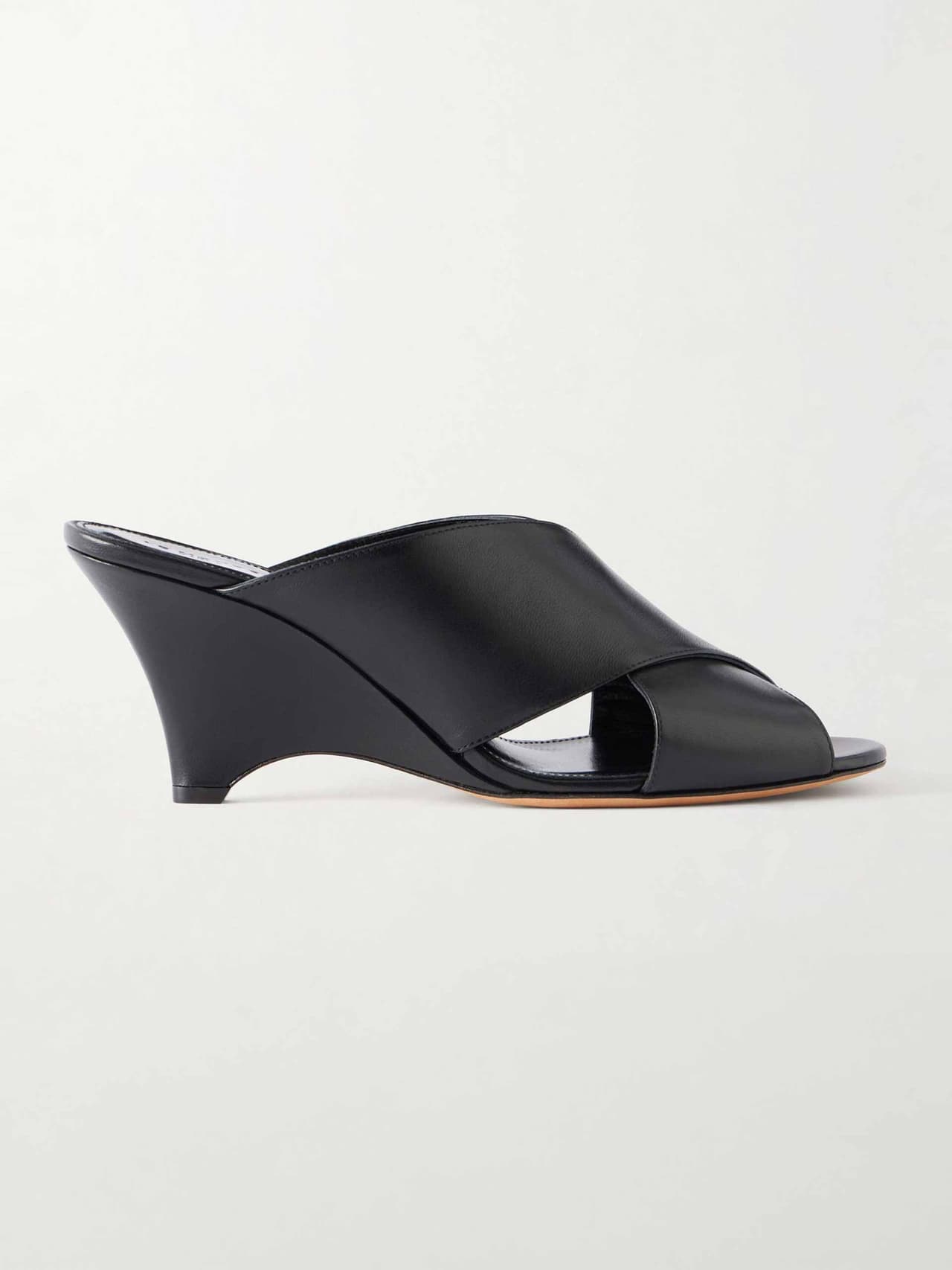 hp-le-monde-beryl-wedges