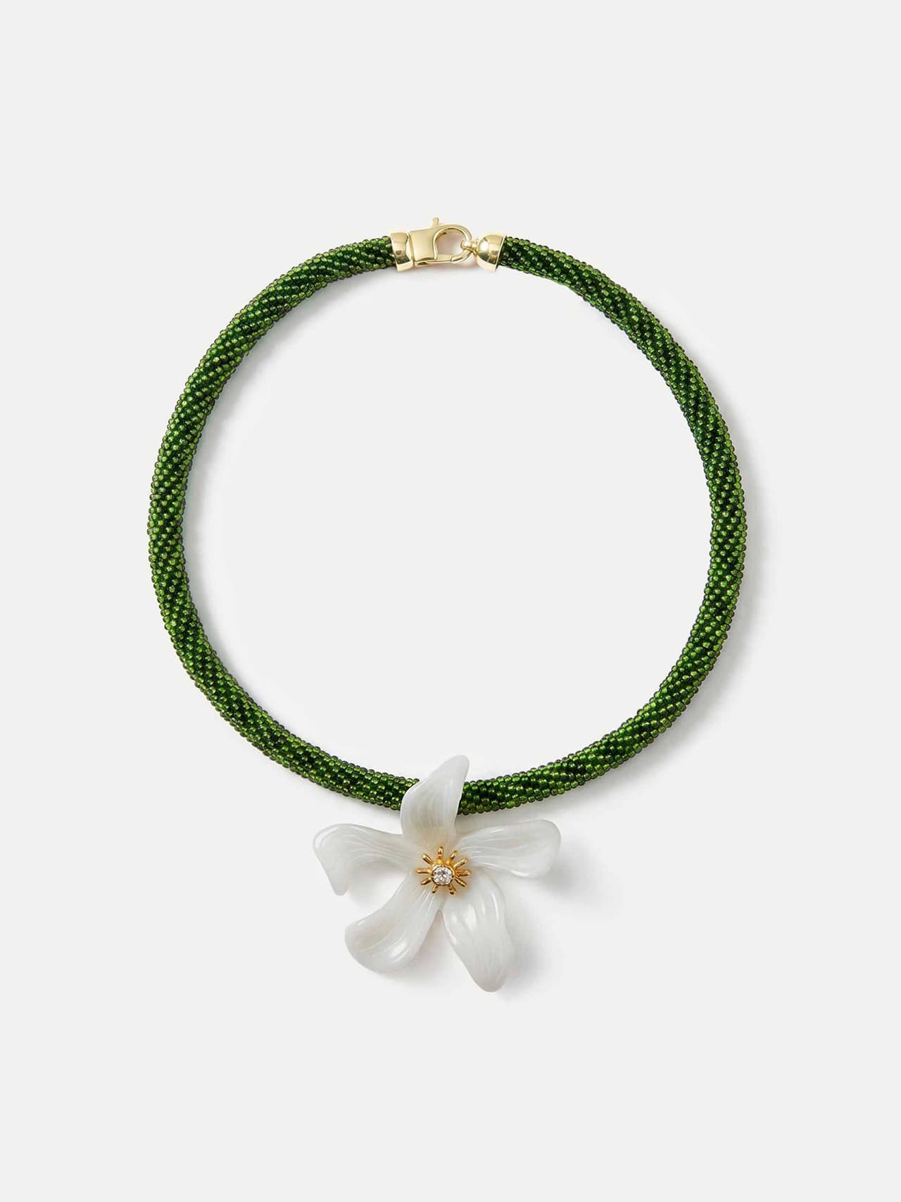 hp-vb-floral-necklace
